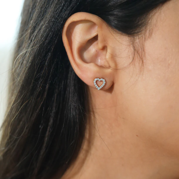 Everlasting Heart - Lab Diamond Stud Earrings